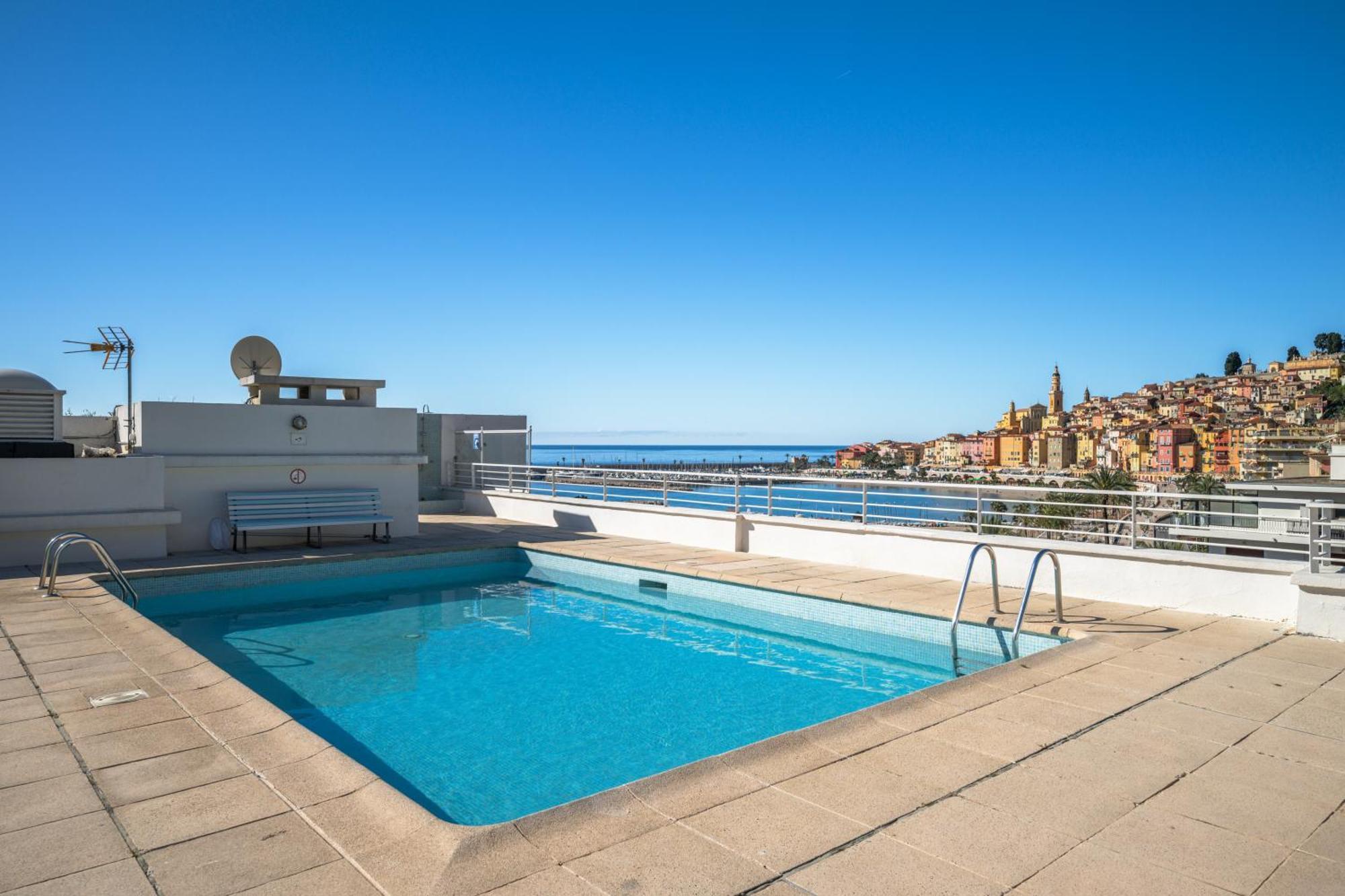 Ferienwohnung Le Rocamare - Piscine Toit Terrasse - Parking Prive - Terrasse Menton Exterior foto